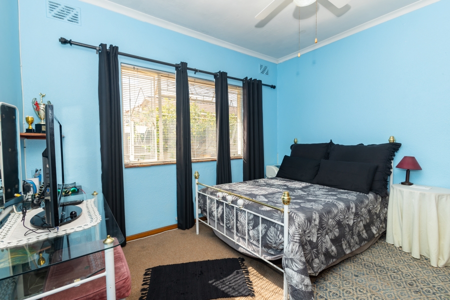 5 Bedroom Property for Sale in Churchill Estate Western Cape